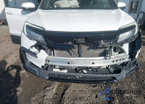 2021 Honda Pilot Awd Black Edition z USA, uszkodzony, nr VIN 5FNYF6H72MB067907